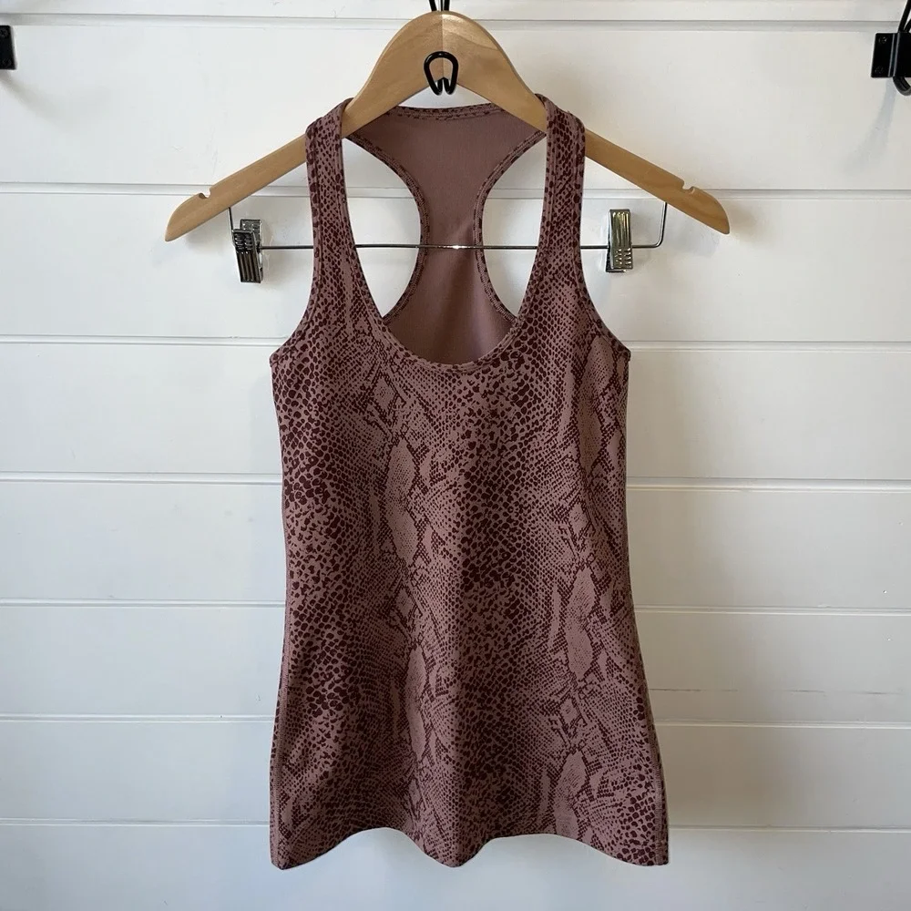 Lululemon Cool Racer Back Tank Top Pink/Burgundy Snake Skin Print Size S *No Tag